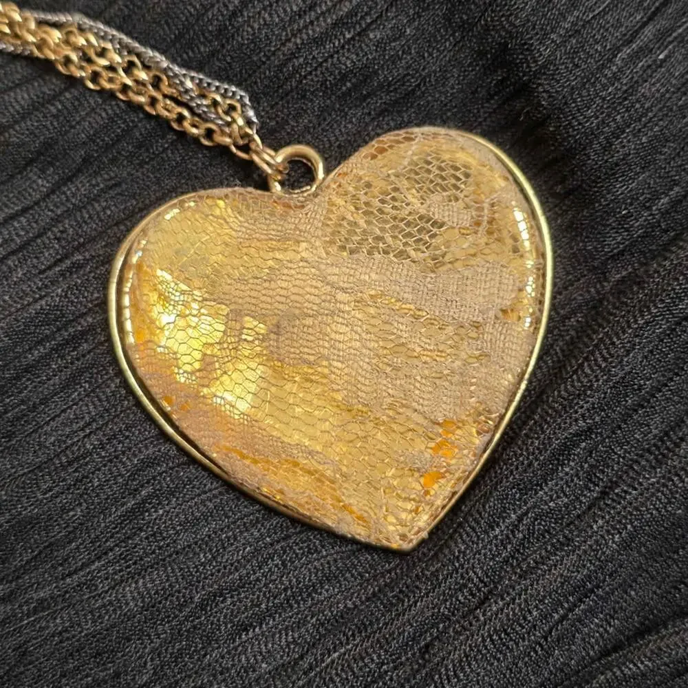 Vintage Heart Pendant Necklace Gold Lace Coquette Romantic Statement